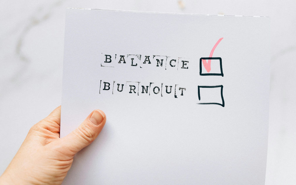 Burnout or Balance.12 Things Unsuccessful people keep doing